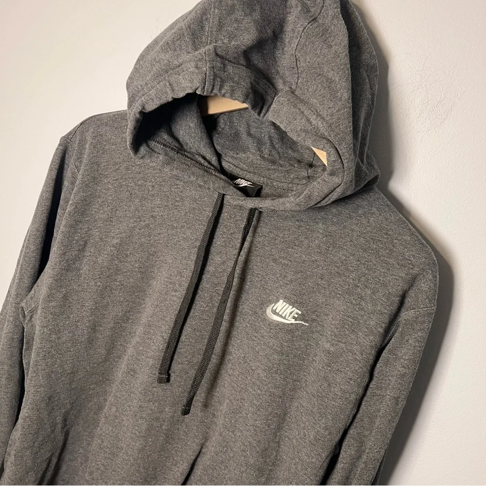 Nike Club Pullover Fleece Hoodie Men’s M Lightweight Dark Grey BV2749-071